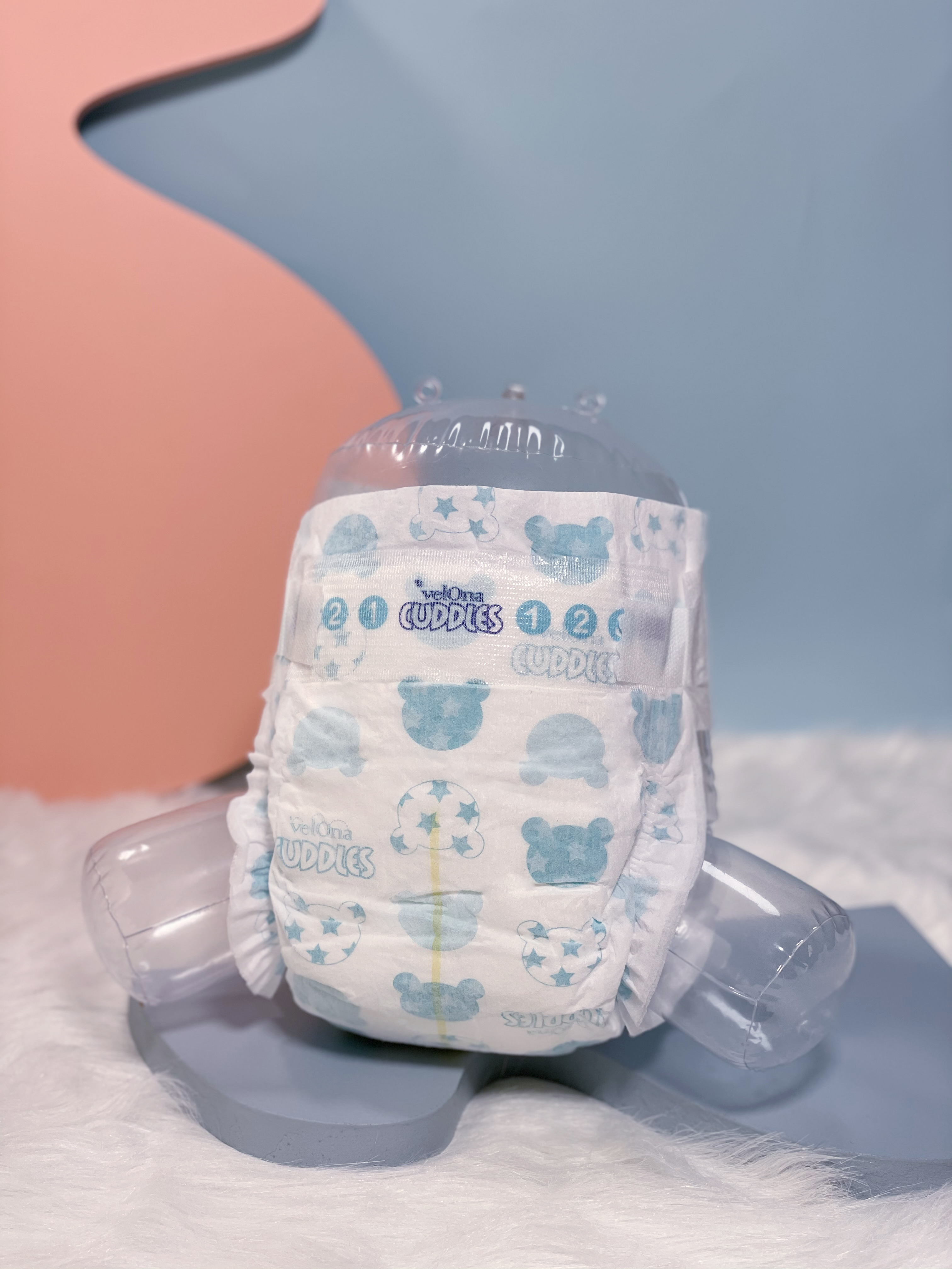besuper cuddles baby diaper